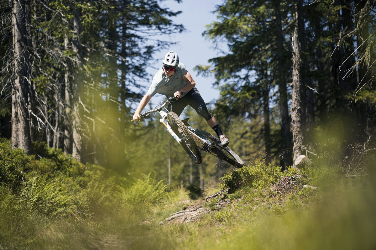 Enduro MTB Test Action